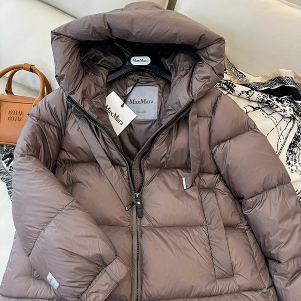 新デザイン マックスマーラ テクニカル ダウンジャケット コピー maq92266